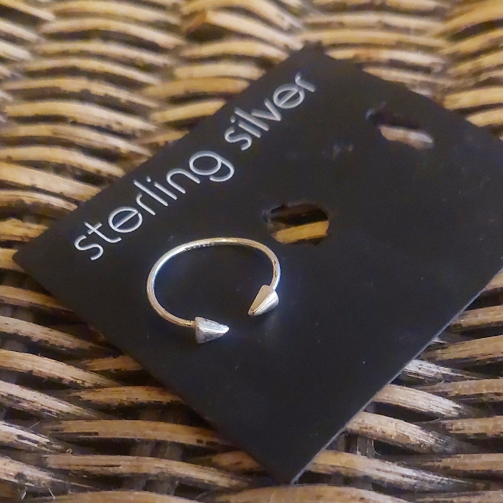 Sterling Silver Minimalist Open Arrow Ring